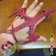 Laden Sie das Bild in den Galerie-Viewer, Leder Hand Drachen Manschette