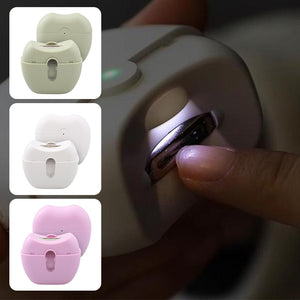 Wiederaufladbarer Nageltrimmer mit Nagelschrottaufbewahrung