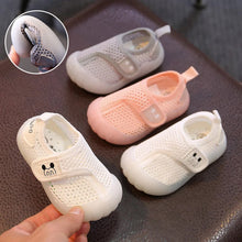 Laden Sie das Bild in den Galerie-Viewer, Rutschfeste Mesh-Schuhe für Babys