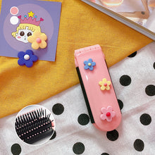 Laden Sie das Bild in den Galerie-Viewer, Tragbarer Blumen-Luftkissenkamm