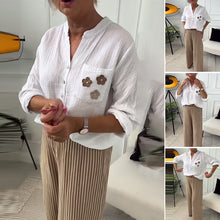 Laden Sie das Bild in den Galerie-Viewer, Lässige Bluse mit Blumendruck und Tasche