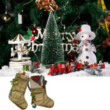 Laden Sie das Bild in den Galerie-Viewer, Sockenform Tasche, perfekt für Weihnachten