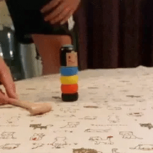 Laden Sie das Bild in den Galerie-Viewer, Unzerbrechliches magisches Holzspielzeug