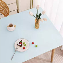 Laden Sie das Bild in den Galerie-Viewer, Luxuriöse wasser- und ölbeständige, waschfreie Komplett-Tischdecke