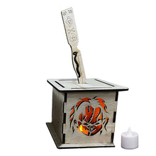 Laden Sie das Bild in den Galerie-Viewer, Horrorfigur Jack Lantern Holzdekoration