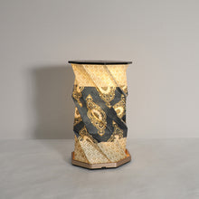 Laden Sie das Bild in den Galerie-Viewer, Drehbare Buchlampe