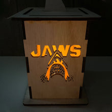 Laden Sie das Bild in den Galerie-Viewer, Horrorfigur Jack Lantern Holzdekoration