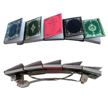 Laden Sie das Bild in den Galerie-Viewer, 📗📕📔📙Miniatur-Buch-Haarspange