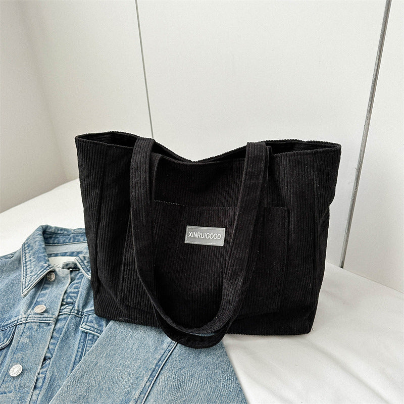 Cordsamt-Tasche mit großem Fassungsvermögen