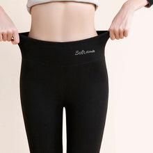 Laden Sie das Bild in den Galerie-Viewer, Warme Seidenhose zur Bauchkontrolle