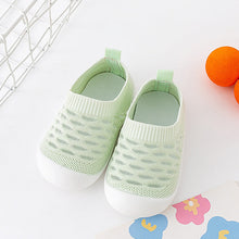 Laden Sie das Bild in den Galerie-Viewer, Rutschfeste Babyschuhe mit Mesh-Material