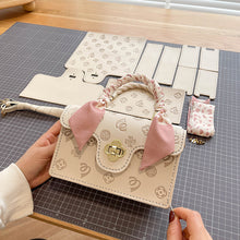 Laden Sie das Bild in den Galerie-Viewer, Handgefertigte Stricktasche diy material kit