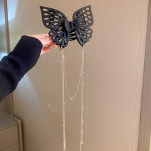 Laden Sie das Bild in den Galerie-Viewer, Schmetterling Ausschnitt Quaste große Haarspange