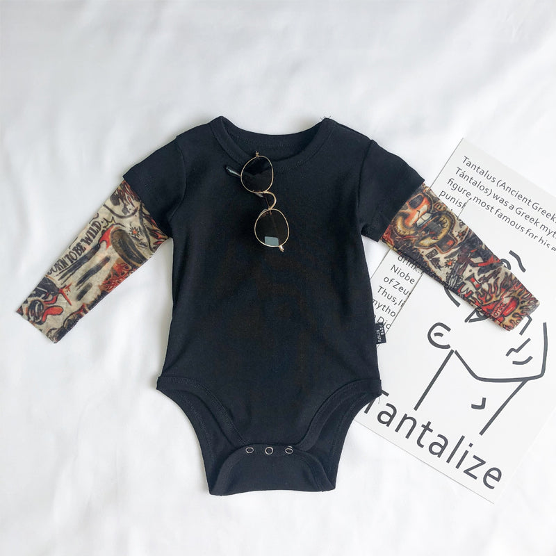 Gefälschtes zweiteiliges Langarm-T-Shirt mit Blumenarm
