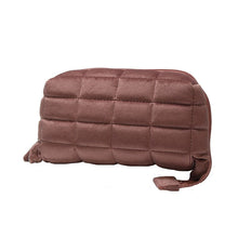 Laden Sie das Bild in den Galerie-Viewer, Kissen Kosmetiktasche