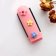 Laden Sie das Bild in den Galerie-Viewer, Tragbarer Blumen-Luftkissenkamm