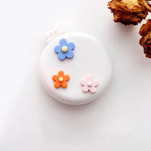 Laden Sie das Bild in den Galerie-Viewer, Tragbarer Blumen-Luftkissenkamm