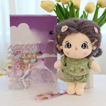 Laden Sie das Bild in den Galerie-Viewer, Plüschpuppe mit wechselbarer Kleidung