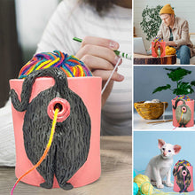 Laden Sie das Bild in den Galerie-Viewer, Katze Hintern Wollaufbewahrungsornament