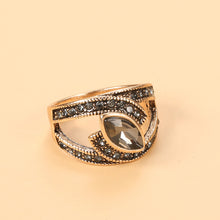 Laden Sie das Bild in den Galerie-Viewer, Damen Vintage Zirkon-Ring