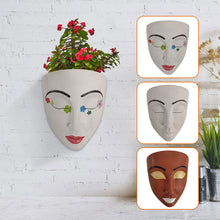 Laden Sie das Bild in den Galerie-Viewer, Wandmontierter Gesichtsblumentopf aus Kunstharz