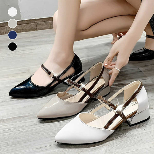 Sandalen mit spitzer Zehenpartie und niedrigem Absatz