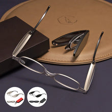 Laden Sie das Bild in den Galerie-Viewer, Mini-Taschenfaltbare tragbare Lesebrille