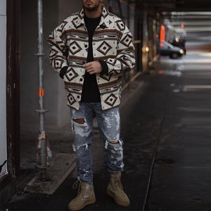 Reversjacke mit geometrischem Muster