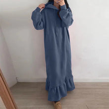 Laden Sie das Bild in den Galerie-Viewer, Hoodieförmiges Kleid mit Kapuzen