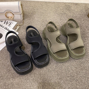 Neue Einfarbige Sommersandalen Mit Dicker Sohle