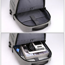 Laden Sie das Bild in den Galerie-Viewer, Rucksack mit USB-Ladefunktion