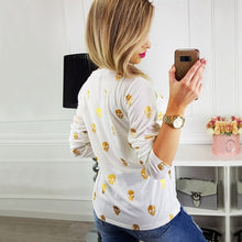 Laden Sie das Bild in den Galerie-Viewer, T-Shirt mit Schädeldruck