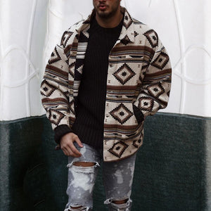 Reversjacke mit geometrischem Muster