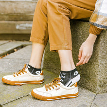 Laden Sie das Bild in den Galerie-Viewer, Atmungsaktive flache Socken aus Baumwolle mit Deodorant