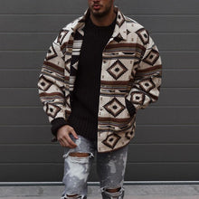Laden Sie das Bild in den Galerie-Viewer, Reversjacke mit geometrischem Muster