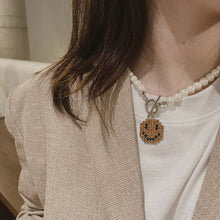 Laden Sie das Bild in den Galerie-Viewer, Einfache vielseitige Smiley-Perlenkette