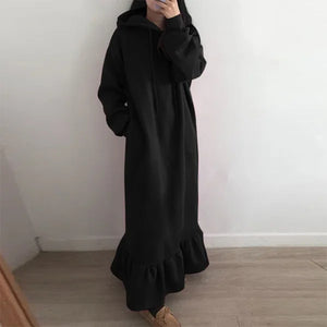 Hoodieförmiges Kleid mit Kapuzen