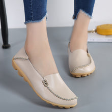 Laden Sie das Bild in den Galerie-Viewer, Einfarbige Leichte Lederschuhe Mit Weicher Sohle