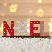 Laden Sie das Bild in den Galerie-Viewer, Bemalte Weihnachtsdekoration aus Holz