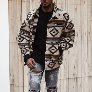 Reversjacke mit geometrischem Muster