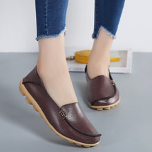 Laden Sie das Bild in den Galerie-Viewer, Einfarbige Leichte Lederschuhe Mit Weicher Sohle