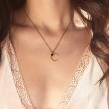 Laden Sie das Bild in den Galerie-Viewer, Hexe-Mond-Halskette