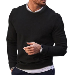 Minimalistischer Pullover mit Rundhalsausschnitt