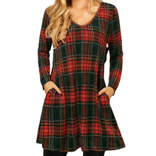 Laden Sie das Bild in den Galerie-Viewer, Lockeres Kleid mit weihnachtlichem kariertem Print