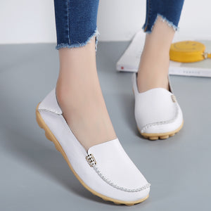 Einfarbige Leichte Lederschuhe Mit Weicher Sohle