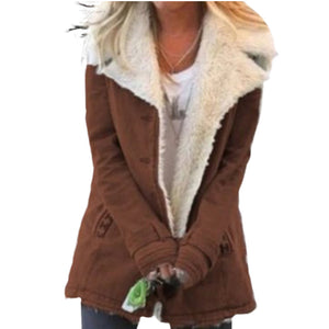 Flauschige Baumwollkleidung mit Revers