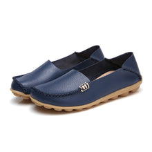Laden Sie das Bild in den Galerie-Viewer, Einfarbige Leichte Lederschuhe Mit Weicher Sohle