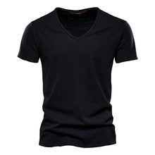 Laden Sie das Bild in den Galerie-Viewer, Einfarbiges T-Shirt aus Slub-Baumwolle mit V-Ausschnitt