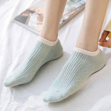 Laden Sie das Bild in den Galerie-Viewer, Niedliche Streifensocken (5 Paar)