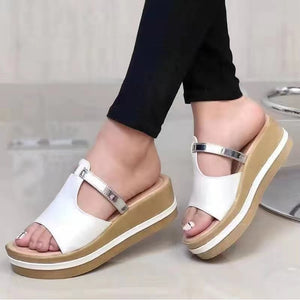 Beliebte Einfarbige Sandalen